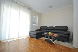 Апартаменты Adriatic Apartments 2 Будва Апартаменты с видом на сад-5