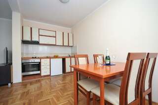 Апартаменты Adriatic Apartments 2 Будва Апартаменты с 2 спальнями-4